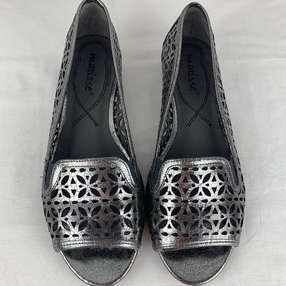 Matisse “peachy” pewter flats